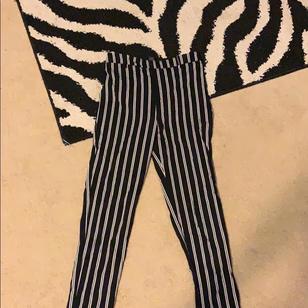 Cute stripped dress pants